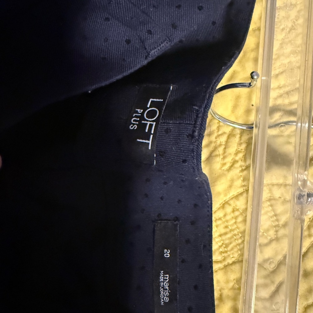 LOFT Women’s Dark Blue Dress Pants - Picture 2 of 3